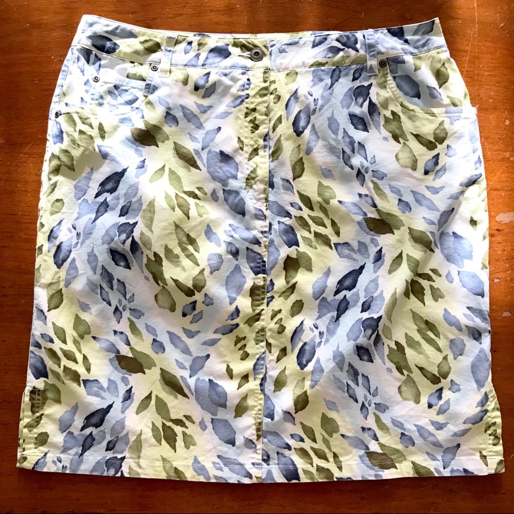 SOLD Talbots Blue Green Watercolor Pattern Skirt